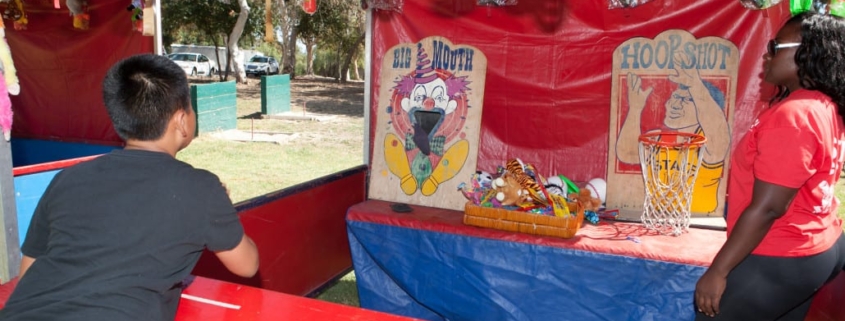 carnival-game-booths-with-prizes-1030x687