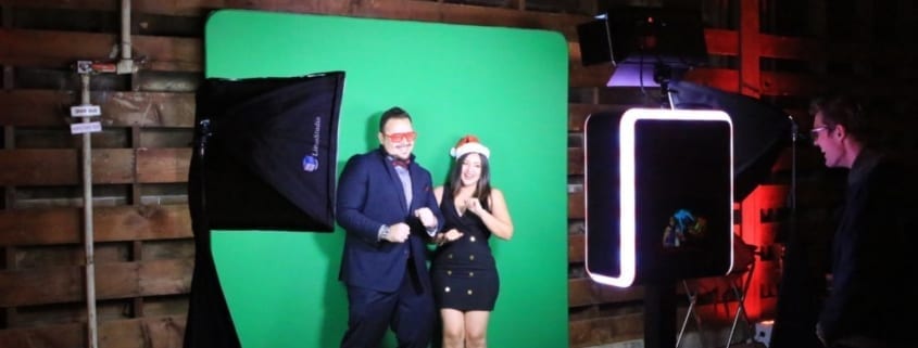 Company-Holiday-Party-Green-Screen-Photobooth-1024x683