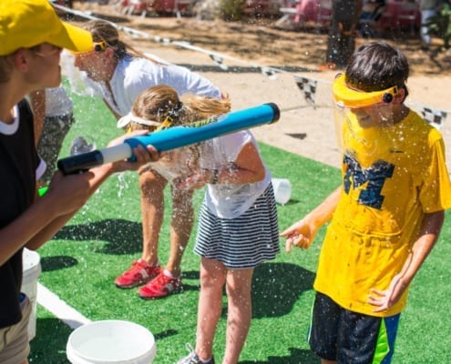 super-soaker-bonanza-company-picnic-game-1024x6840 water games super-soaker-bonanza-company-picnic-game-1024x684 water games
